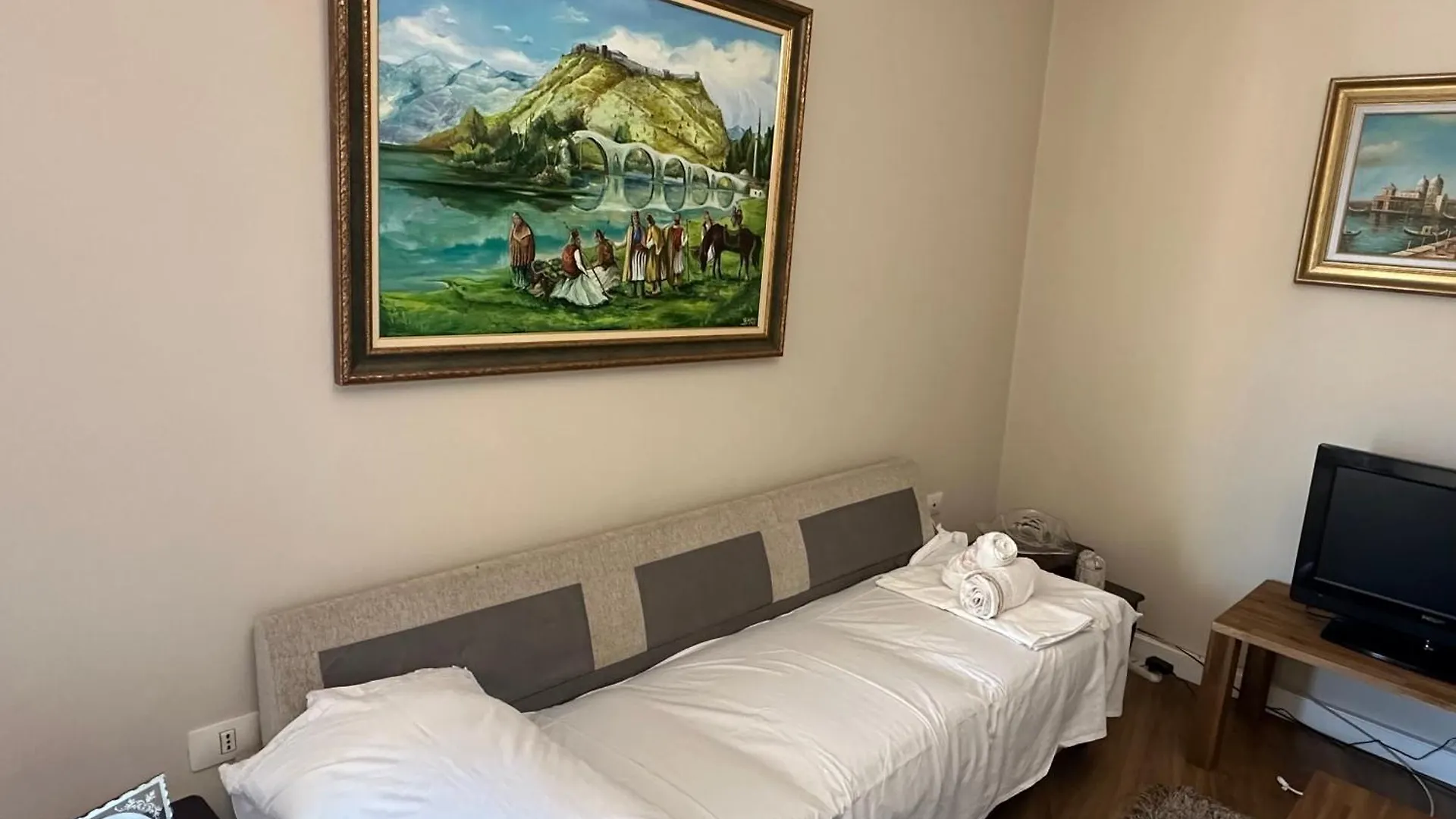 Kk Apartment Air Albania-Centrally Located Tirana Albanien